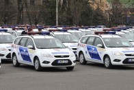 Új autókban a rendőrök 147