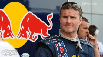 Nagyot kaszált Coulthard