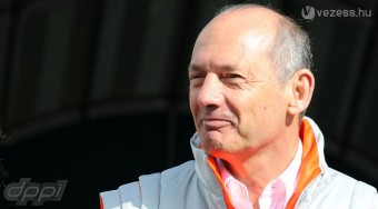 Bocsánatot kértek a McLaren-főnöktől