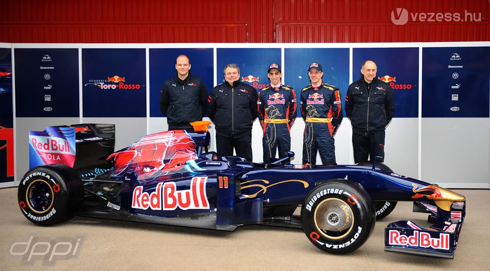 Nem késik sokat a Toro Rosso 28