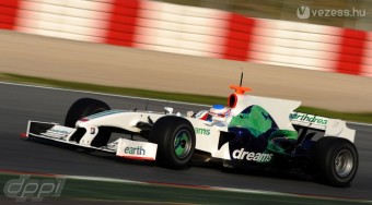 F1: A Mercedes váltja a Hondát?