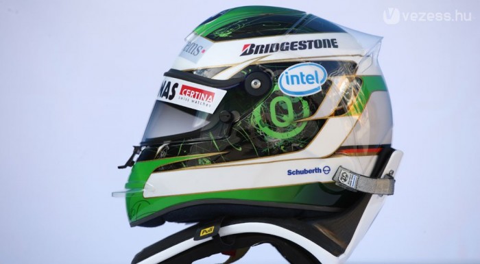 Heidfeld magasra teszi a lécet 6 | Vezess Az új idényhez új sisak is dukál