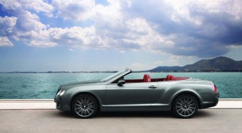 Kész a legdurvább Bentley kabrió