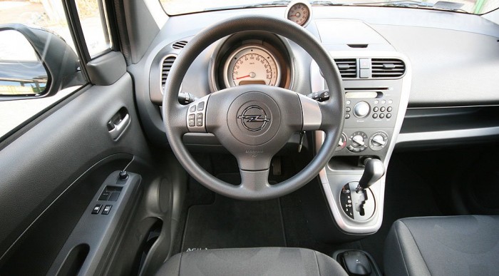 Hiányzik egy pedál