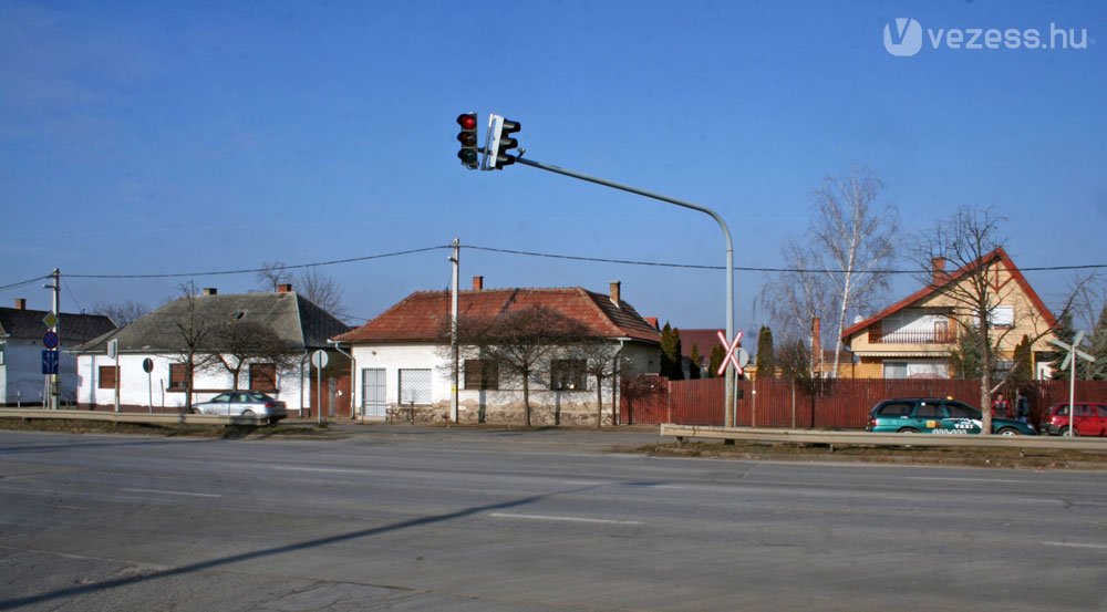 Ebből az irányból szabad csak áthajtani