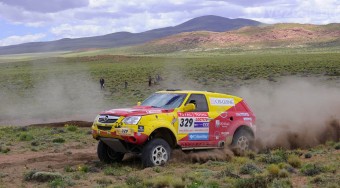 Szalay előzgetett a Dakaron