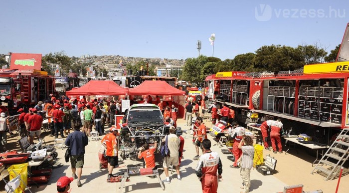 Alakulnak a győztesek 6 | Vezess Egy autót kell összerakniuk
