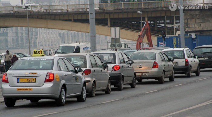Páros vagy páratlan? – Videó 6 | Vezess A TAXI mehet minden nap
