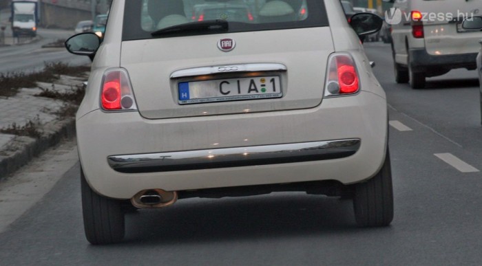 Páros vagy páratlan? – Videó 7 | Vezess Az egyedi és a külföldi renszámban is van szám. Az utolsó jegy számít!