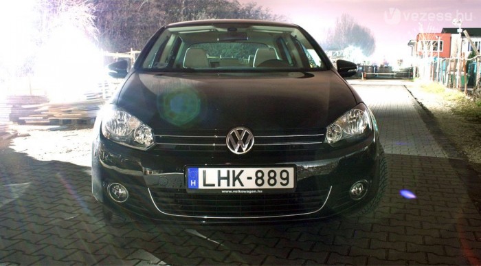 Divatosabb, mint a gömbölyded ötös Golf