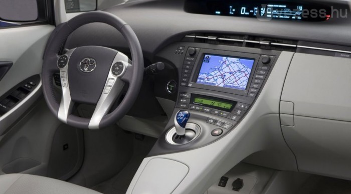 Érdekes a hídszerű konzol