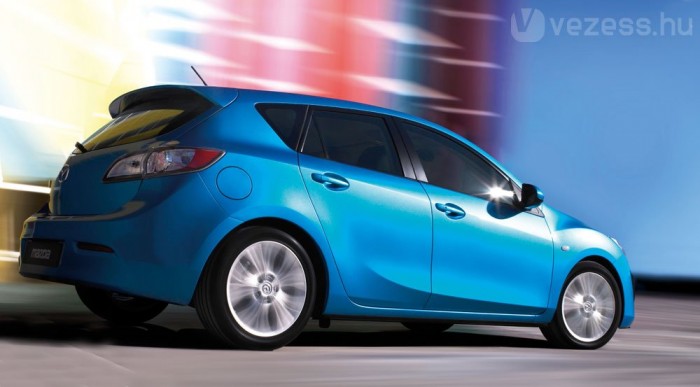 Nyár legelején érkezik a Mazda3