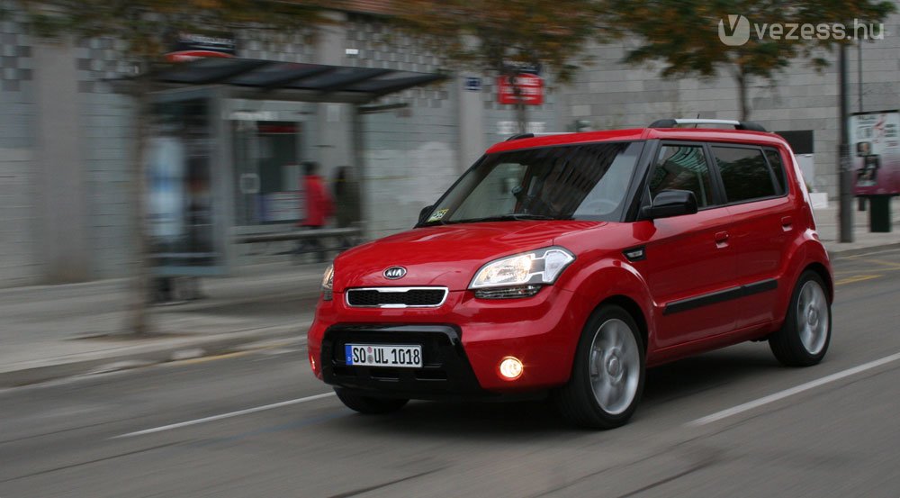 Februárban itt a Kia Soul. A lemez alatt a Hyundai i20 testvére