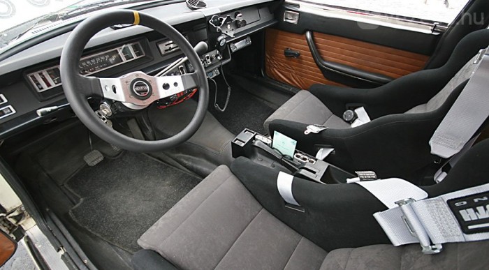 Budapestről Bamakóba 12 | Vezess A biztonság a homokban is fontos