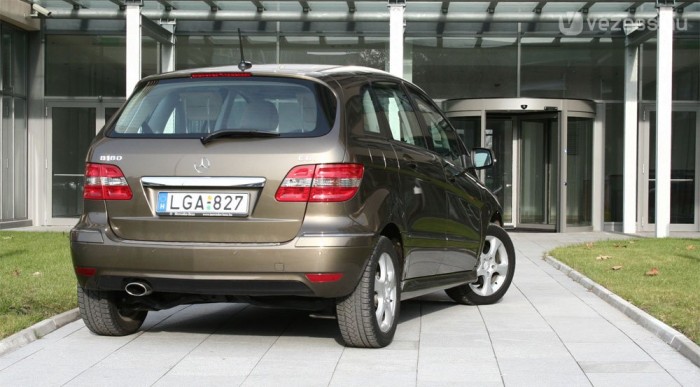 Hátulról sem rossz