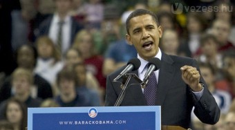 Obama a zöld autók mellett