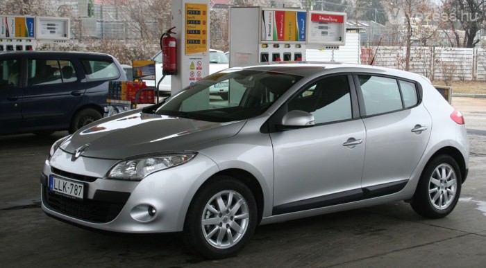 Országúton csak 6,2 litert fogyasztott