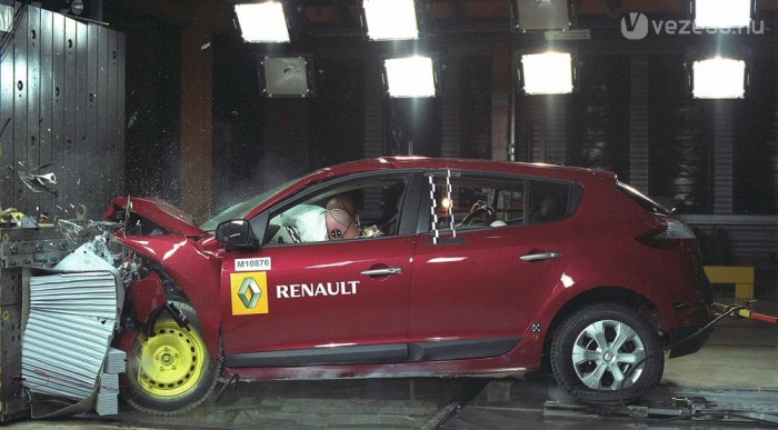 A betontömb veszített. Öt csillag, nagyon simán