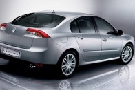 Eltűnik a Renault Laguna? 38