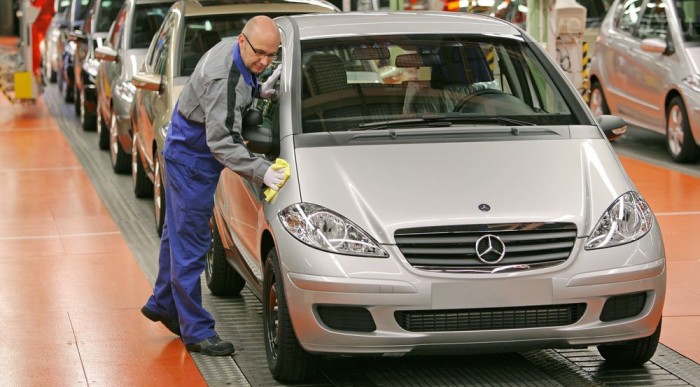 A Mercedes bevásárolt Kecskeméten 1