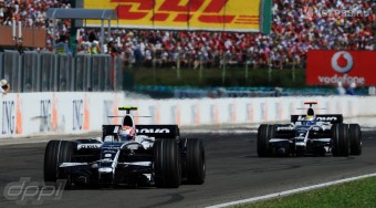 A Williams pilótái fizettek