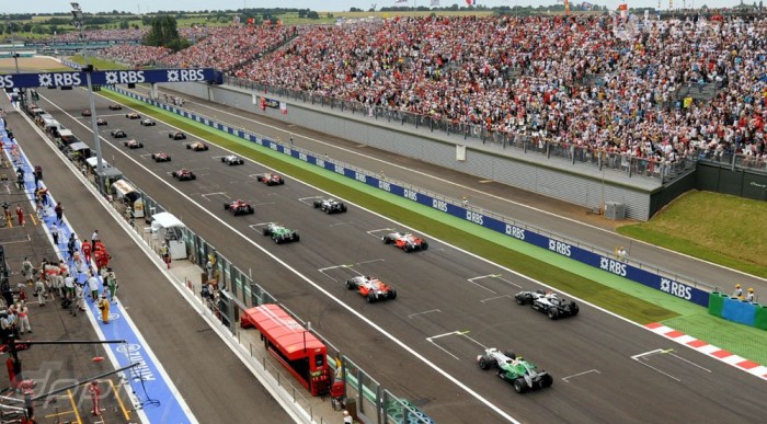 Bernie-nek az internetre kellene koncentrálnia