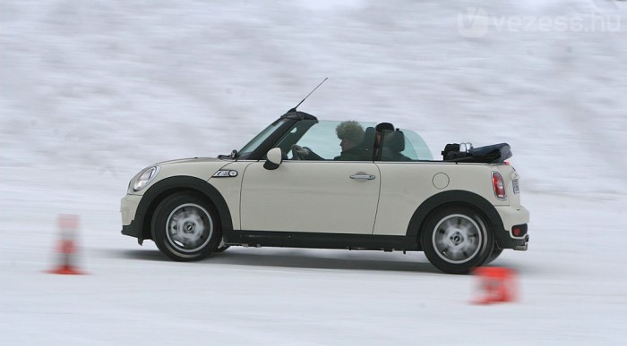 Mintha látott volna már havat a sofőr