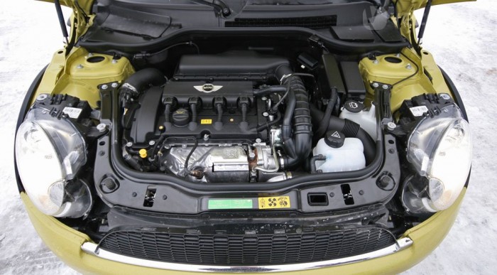 Ennyi látszik a motorból