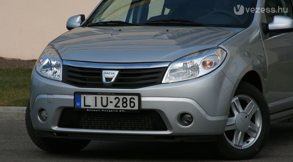 A fiatalok új alternatívája lehet(ne) a Dacia Sandero 23