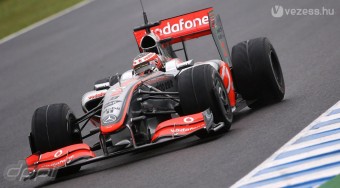 A McLaren az élre állt a teszten