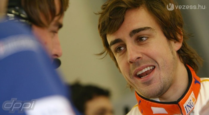 Räikkönen végre vezethetett 7 | Vezess Ma először nem a legrosszabb a Renault