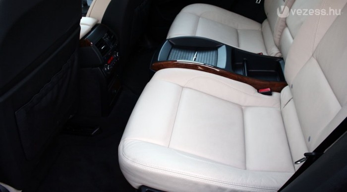 Hátul limitált a férőhely