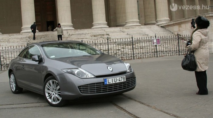 Rettentő gyors a négyhengeres dízel