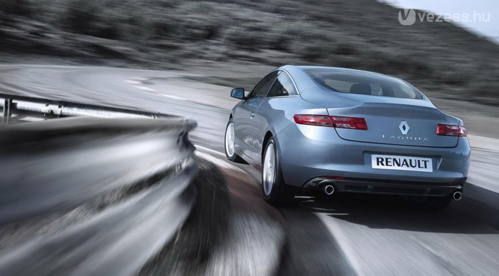 A Laguna GT futóművét kapta a kupé