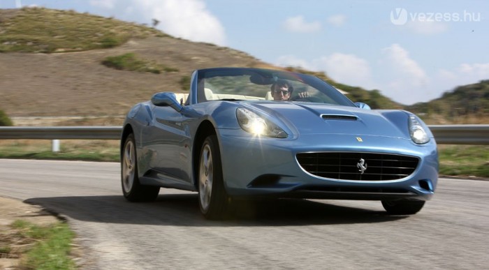 Nagyon gyors teszt: Ferrari California 11 | Vezess Billenős kicsit, nem sportautó, GT