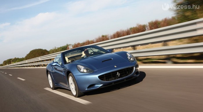 Nagyon gyors teszt: Ferrari California 14 | Vezess Kékben fura
