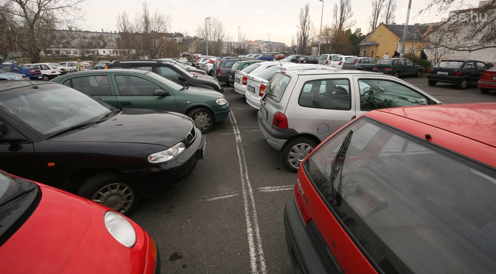 Nincs elég P+R-parkoló Budapesten