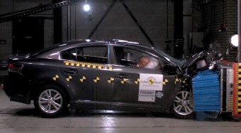 Ötcsillagos az új Avensis