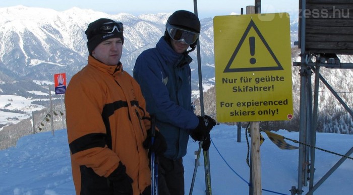 Semmi keresnivalónk nem volt ott