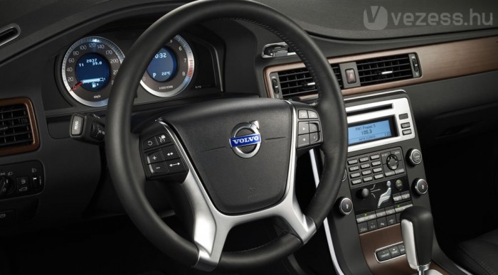 Megszépült a kormány