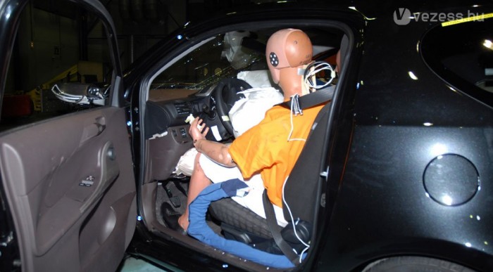 Szemből bunkernek is jó lenne