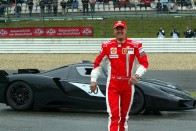 Schumacher búcsúzhat a Ferraritól? 99