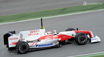 A Toyota majdnem kiszállt