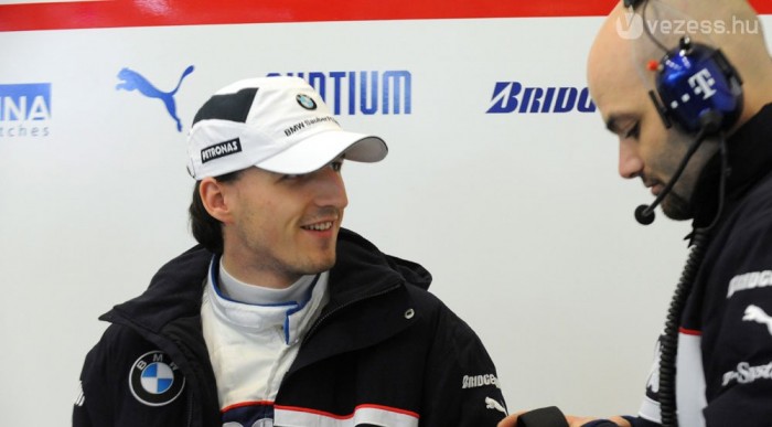 Kubica nagyon bizakodó 6 | Vezess Ő már fizetett