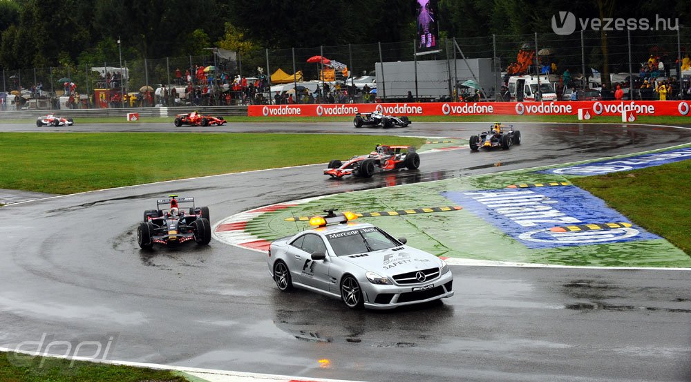 Végre nem lehet bukni a safety car miatt