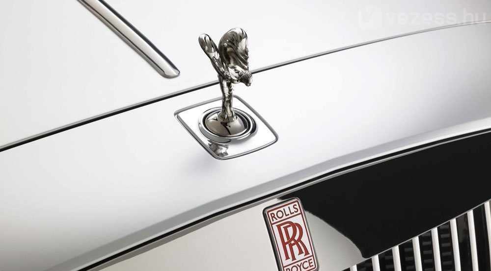 500 lóerő az új Rolls-Royce-ban 1