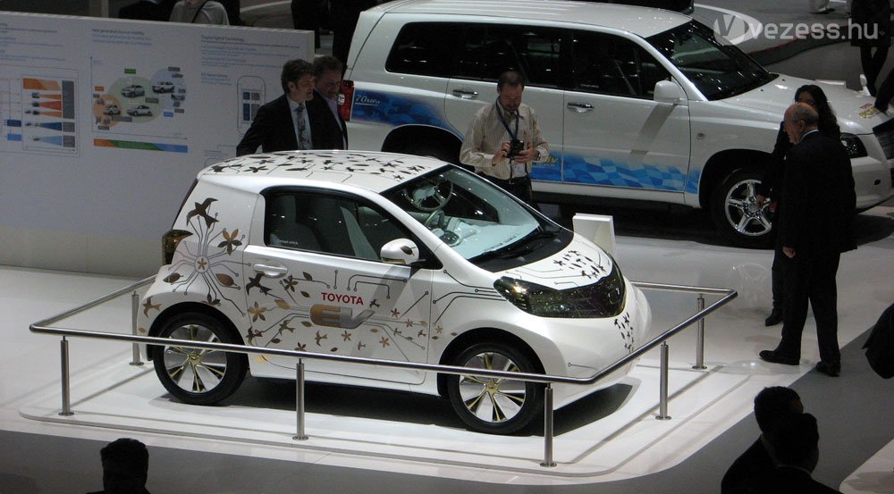 Toyota EV, 2010-re ígérik