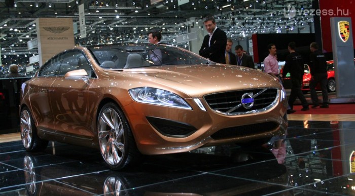 2010-re lehet belőle utcai S60