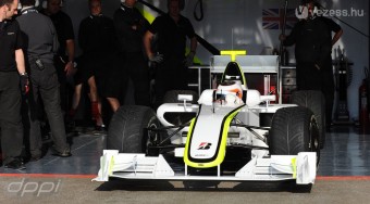 Barrichello győzne Ausztráliában