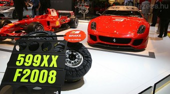 700 lóerős laborautó a Ferraritól